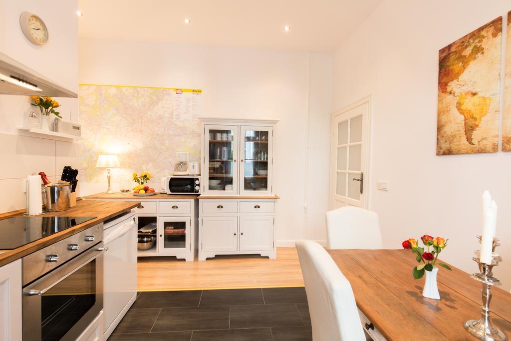Fritz By Rockchair Apartments L Superhost Status L 3 Bedrooms Boxspringbeds 2 Bathrooms 2 Kitchen - Cozy Family & Business Flair Welcomes You! Berlin Exteriör bild