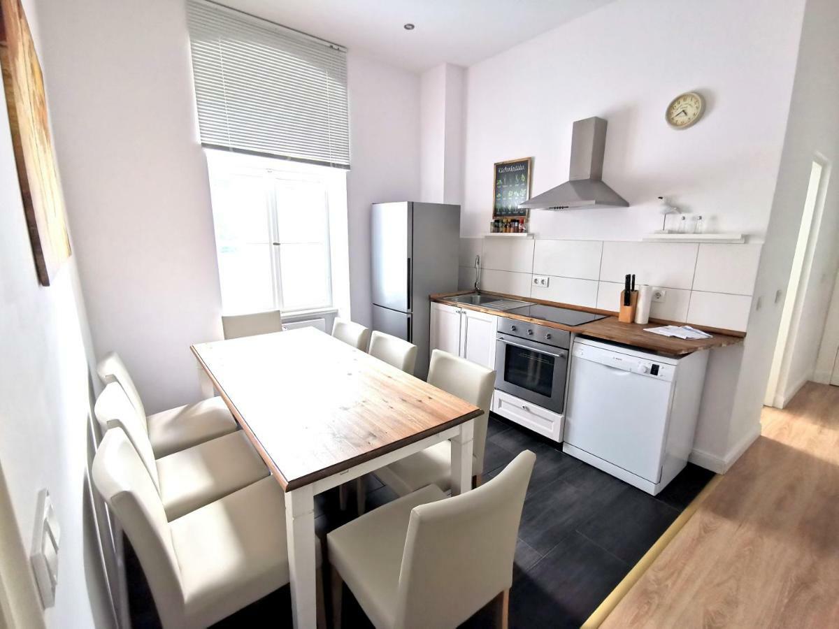 Fritz By Rockchair Apartments L Superhost Status L 3 Bedrooms Boxspringbeds 2 Bathrooms 2 Kitchen - Cozy Family & Business Flair Welcomes You! Berlin Exteriör bild
