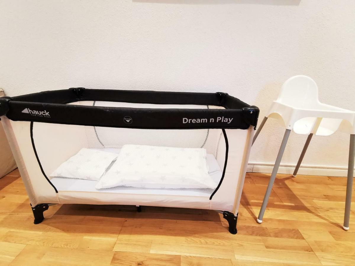 Fritz By Rockchair Apartments L Superhost Status L 3 Bedrooms Boxspringbeds 2 Bathrooms 2 Kitchen - Cozy Family & Business Flair Welcomes You! Berlin Exteriör bild